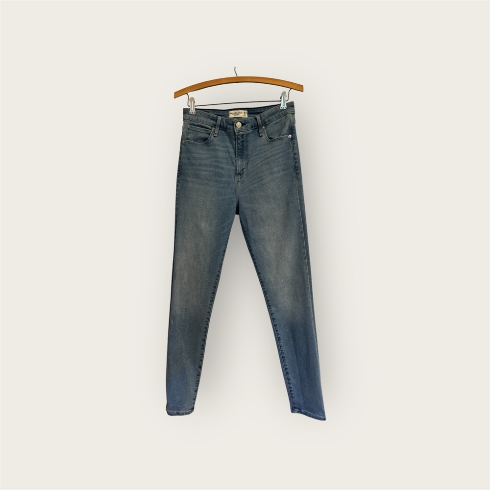 Abercrombie & Fitch The Super Skinny High Rise